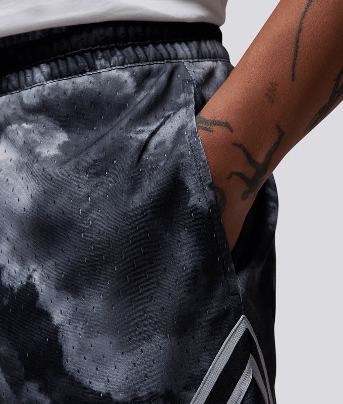 Dri-Fit Sport Printed Diamond Short