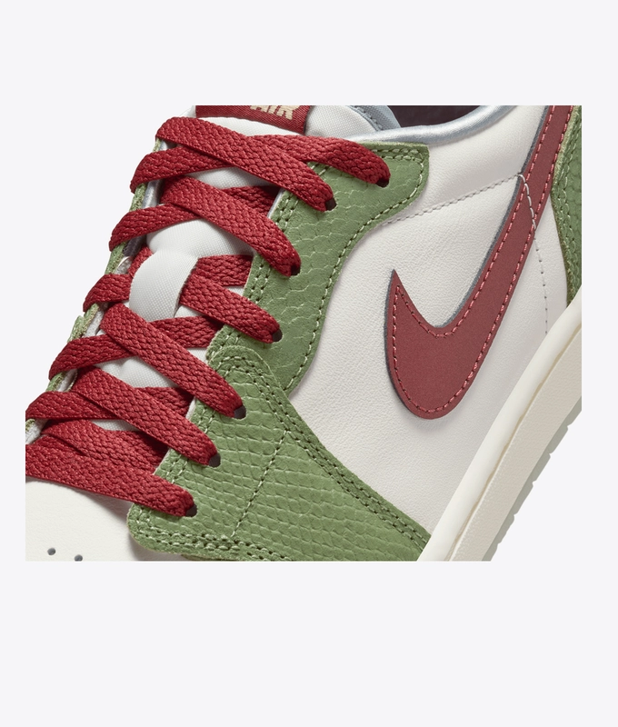 Air Jordan 1 Retro Low