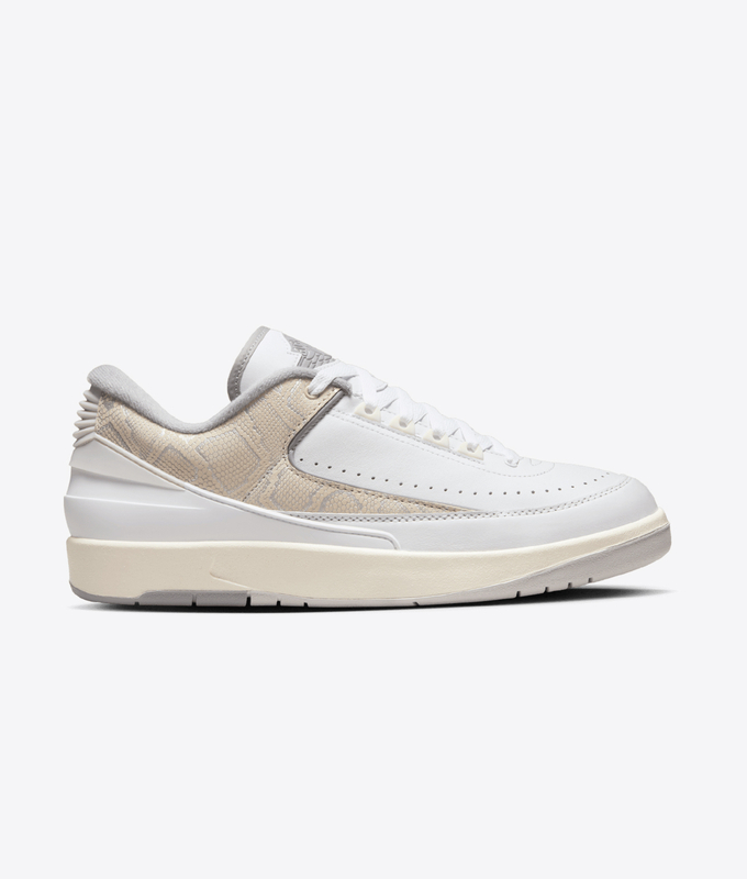 Air Jordan 2 Retro Low