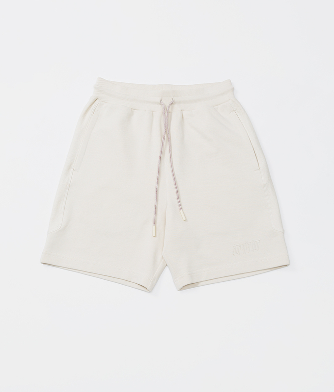 ESSENTIALS SHORTS 'TURTLEDOVE'