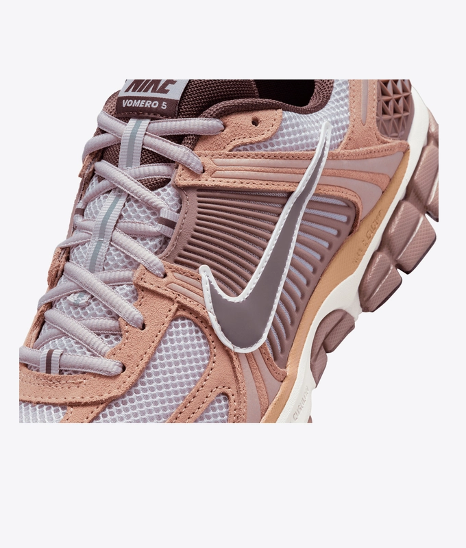 Zoom Vomero 5