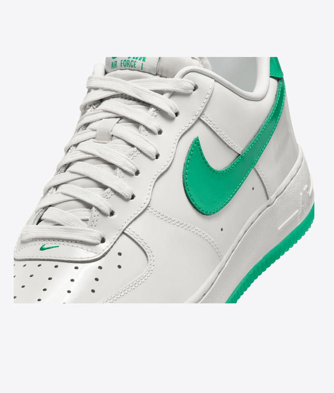 AIR FORCE 1 '07 PREMIUM 'PLATINUM TINT/STADIUM GREEN'