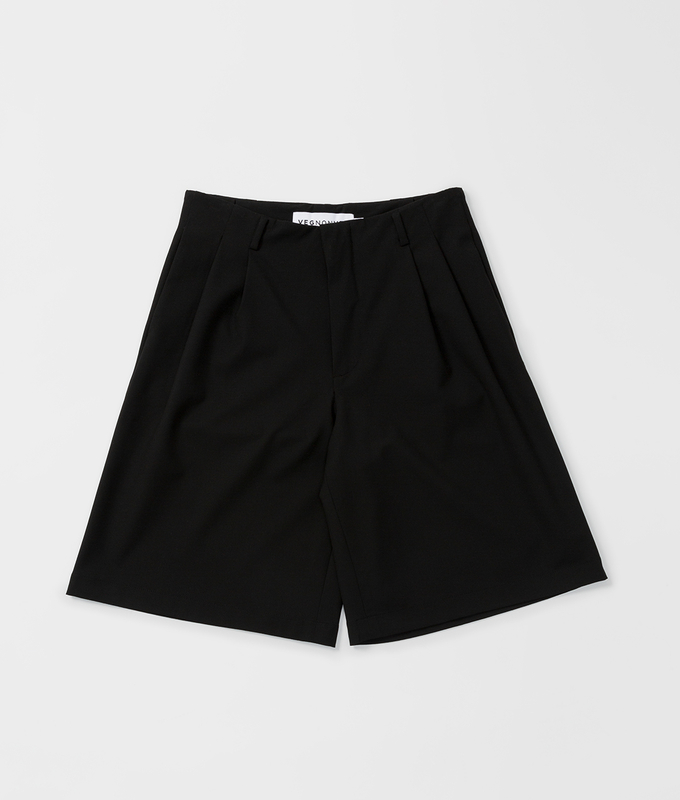 Wide Leg Pleated Shorts