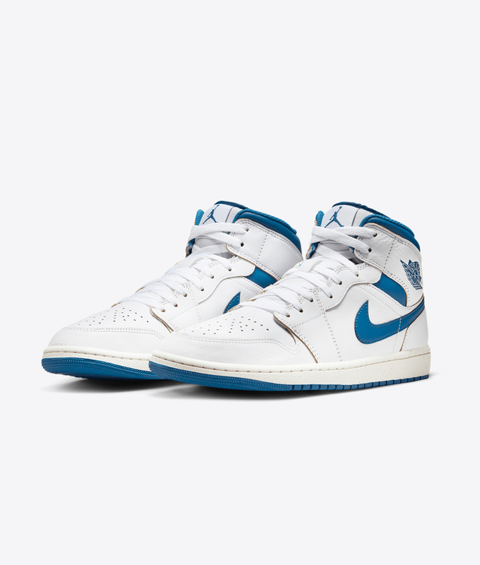 AIR JORDAN 1 MID SE 'WHITE/INDUSTRIAL BLUE-SAIL'