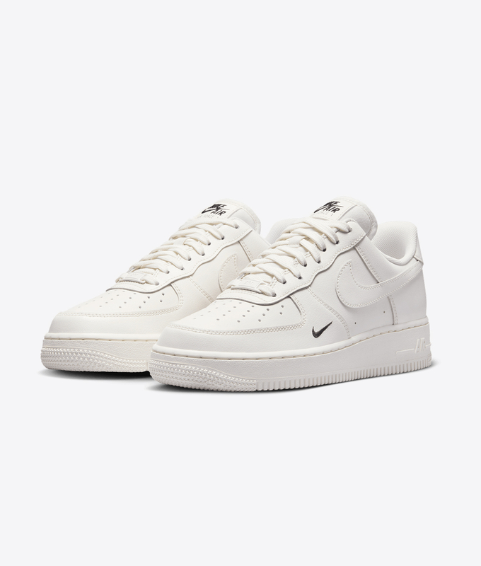 AIR FORCE 1 '07 ESSENTIAL 'SAIL/BLACK'