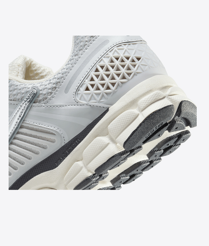 Zoom Vomero 5