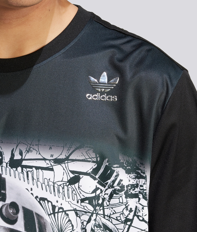 X STAR WARS NANZUKA SHORT SLEEVE TEE 'BLACK'