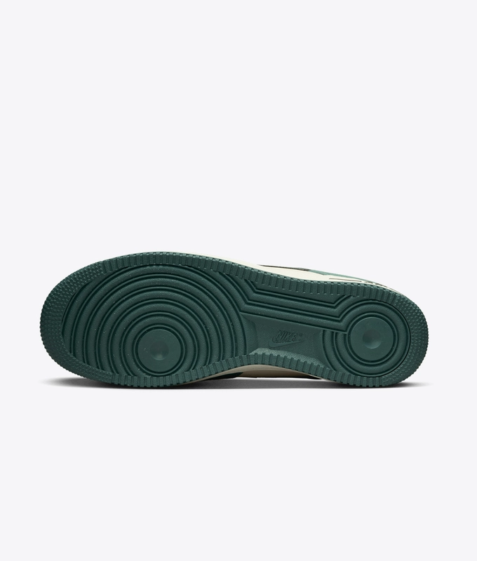 Air Force 1 '07 Lv8 1