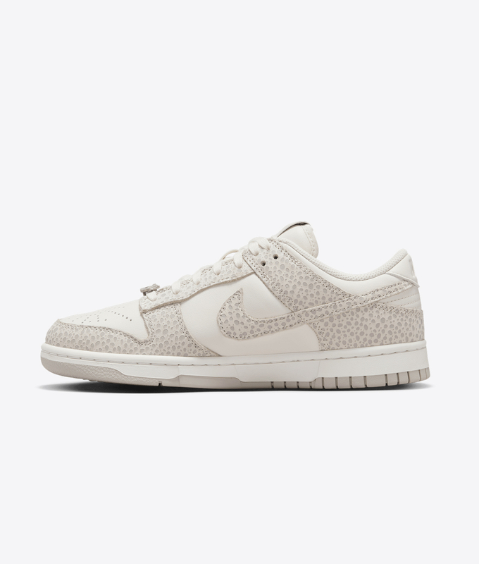 DUNK LOW PREMIUM 'PHANTOM/PHOTON DUST-LIGHT SMOKE GREY'