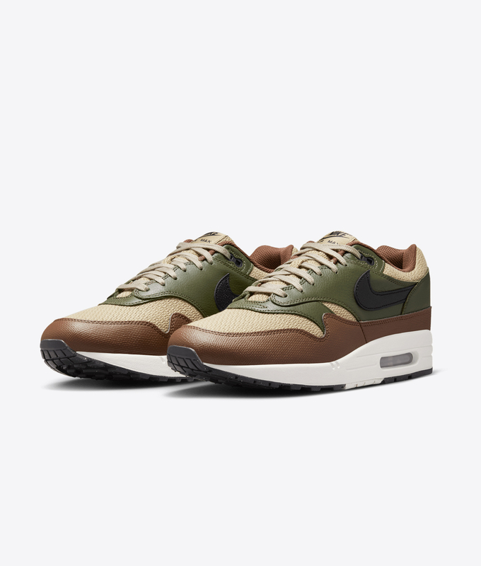 Air Max 1 Essential Premium