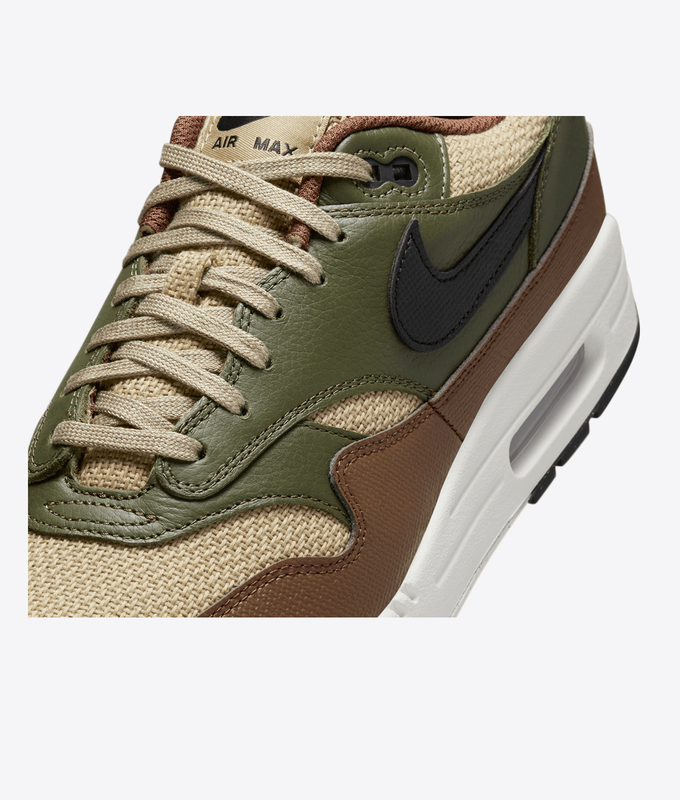 Air Max 1 Essential Premium