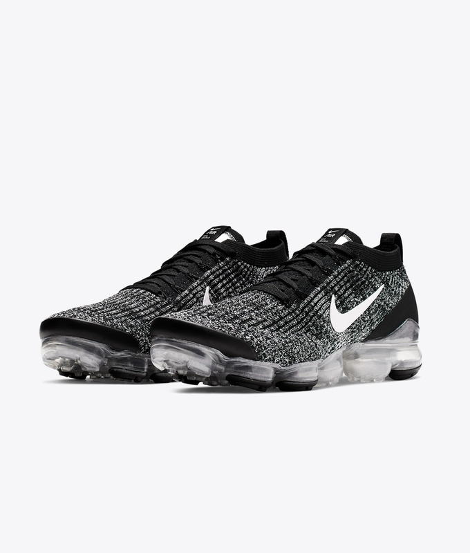 AIR VAPORMAX FLYKNIT 3 'BLACK/WHITE-METALLIC SILVER'