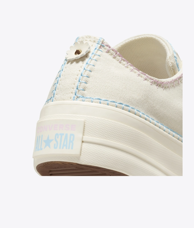Chuck Taylor All Star Lift Ox