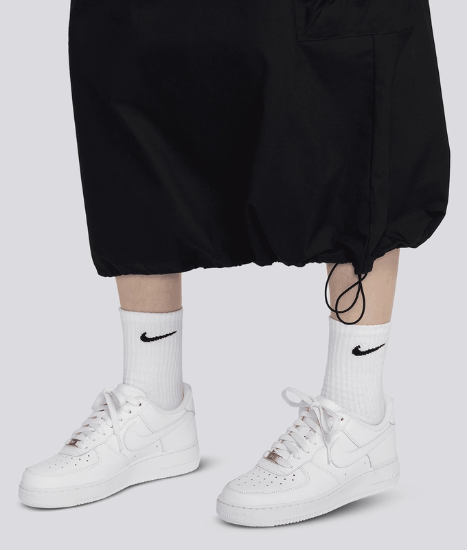 Sportswear Essentials Woven Cargo Midi Skirt