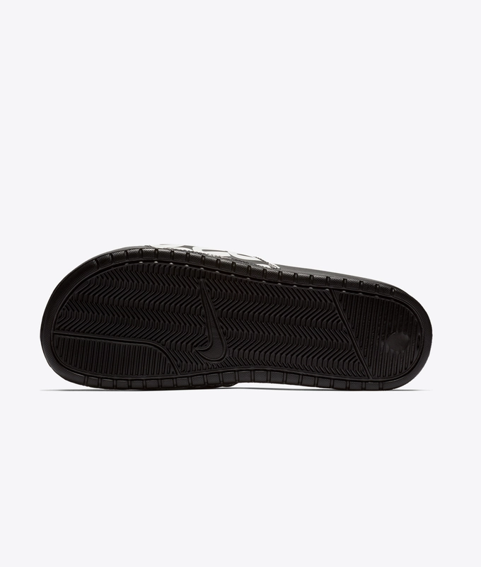 BENASSI 'JUST DO IT' 'BLACK/WHITE'
