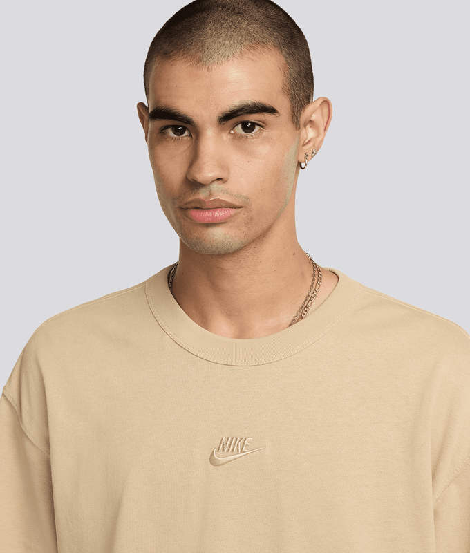 Sportswear Premium Essentials Sustainable Tee