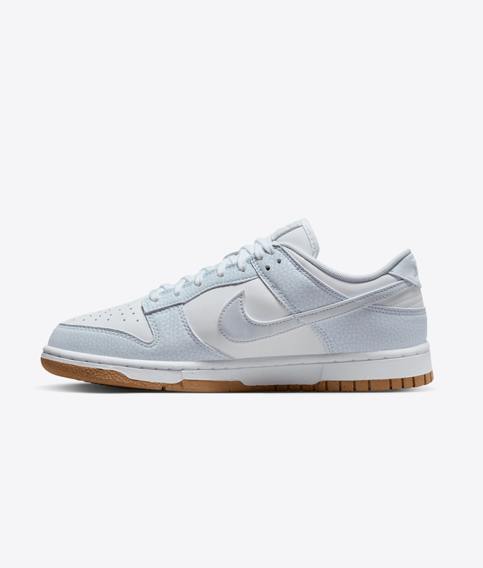 DUNK LOW PREMIUM NN 'WHITE/FOOTBALL GREY-GUM LIGHT BROWN'