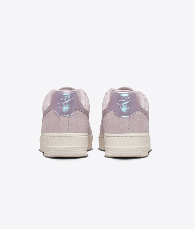 AIR FORCE 1 '07 SE 'PLATINUM VIOLET/LIGHT VIOLET ORE'