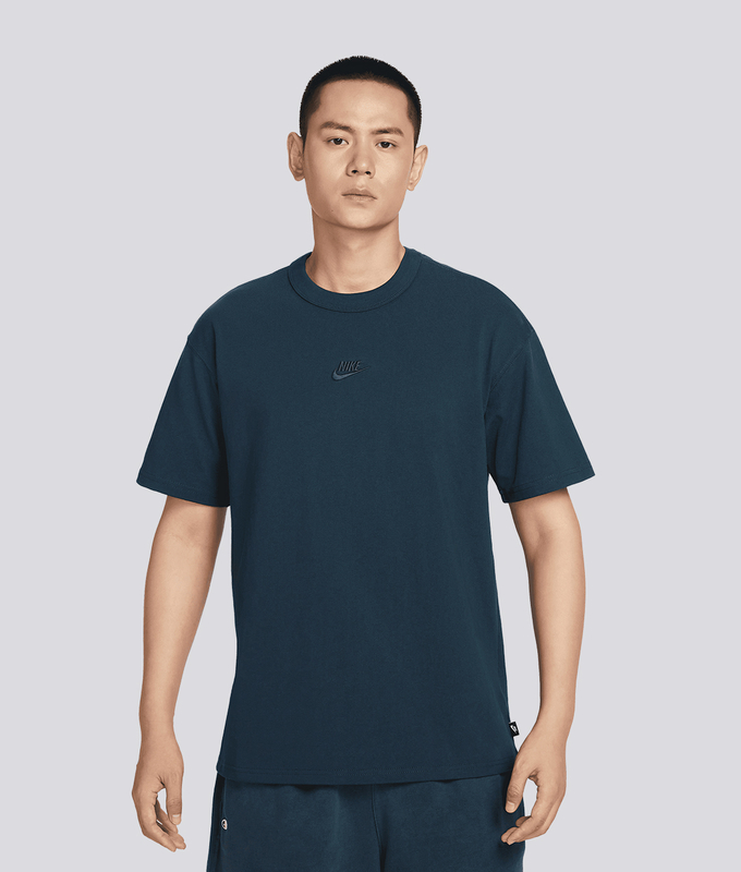 Sportswear Premium Essentials Sustainable Tee