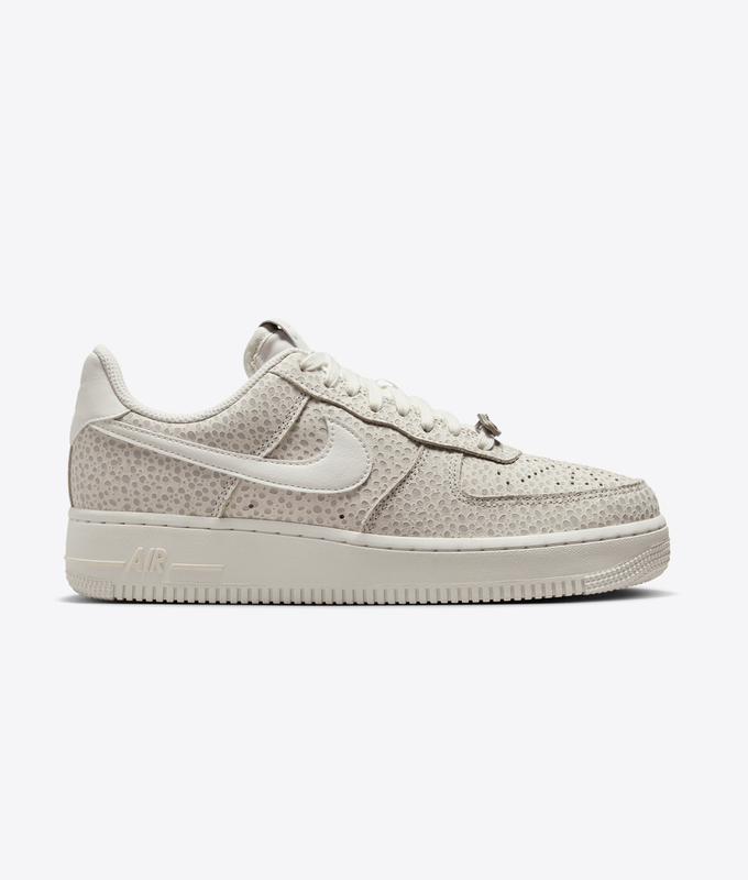 AIR FORCE 1 '07 PREMIUM 'PHANTOM/METALLIC SILVER-SAIL'