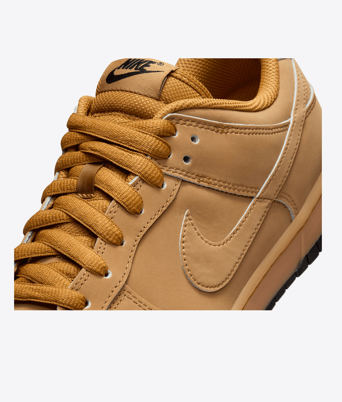 DUNK LOW RETRO SE 'WHEAT/GUM YELLOW-BLACK'