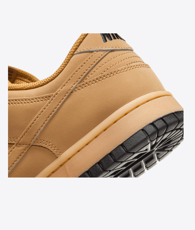 DUNK LOW RETRO SE 'WHEAT/GUM YELLOW-BLACK'