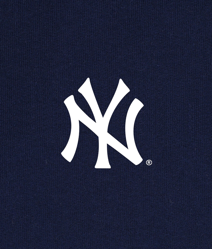 X Yankees Serif Crewneck Sweatshirt