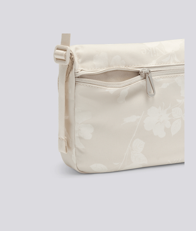 Sportswear Futura Crossbody Bag