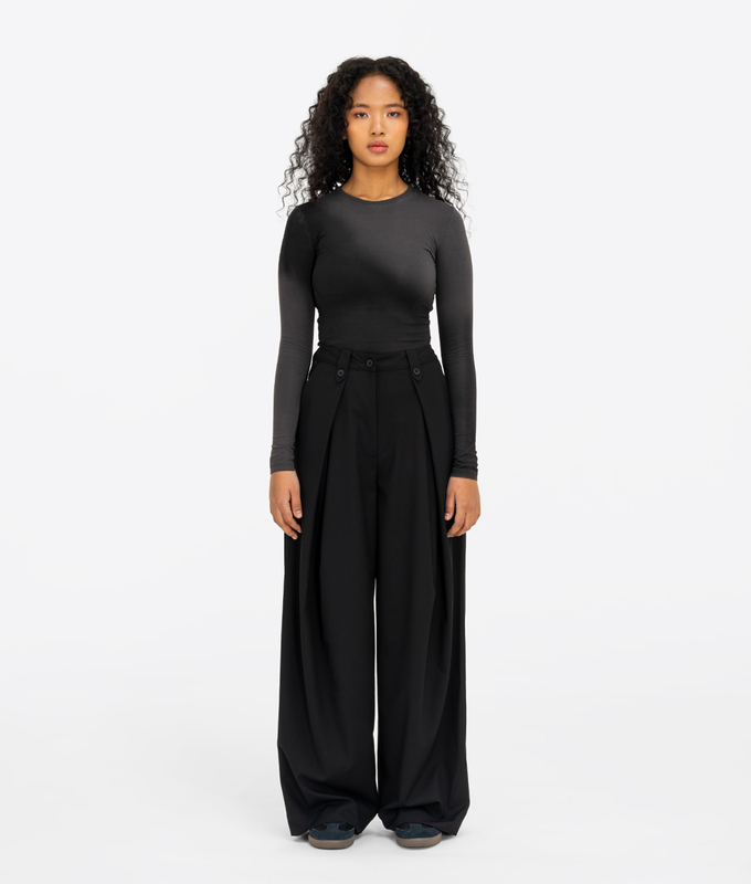 Wide Leg Pleated Pants 'Black Cat'