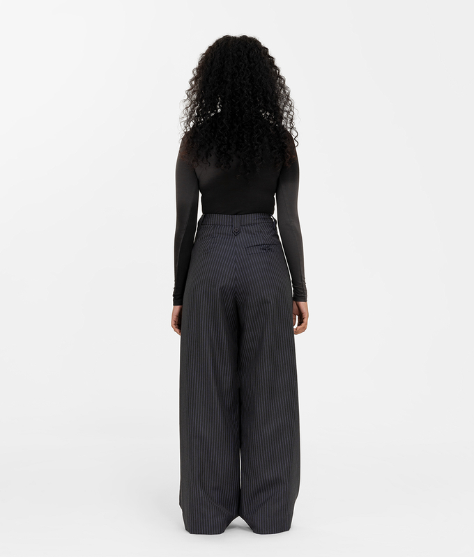 Wide Leg Pinstripe Pleated Pants 'Smoke Pearl'