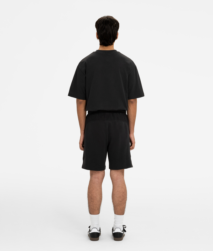 Essentials Shorts 'Black'