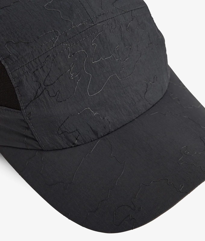 X 100 THIEVES CAP