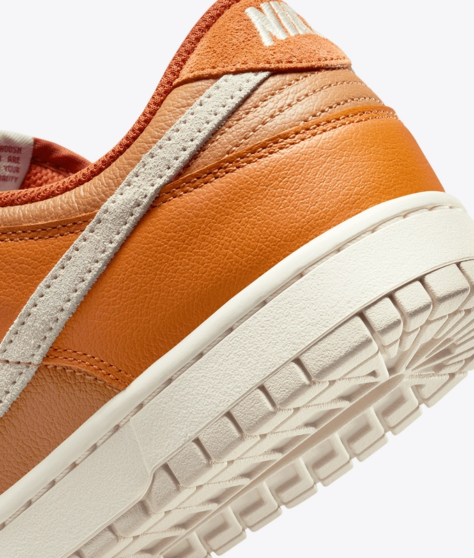 DUNK LOW RETRO SE