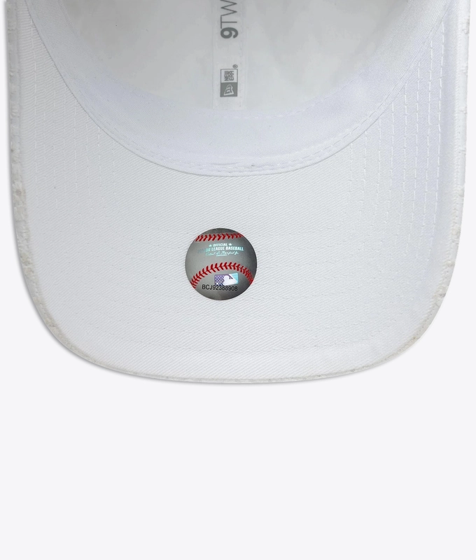9TWENTY BRODERIE NEW YORK YANKEES CAP