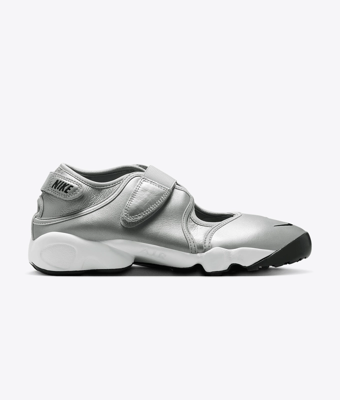 AIR RIFT