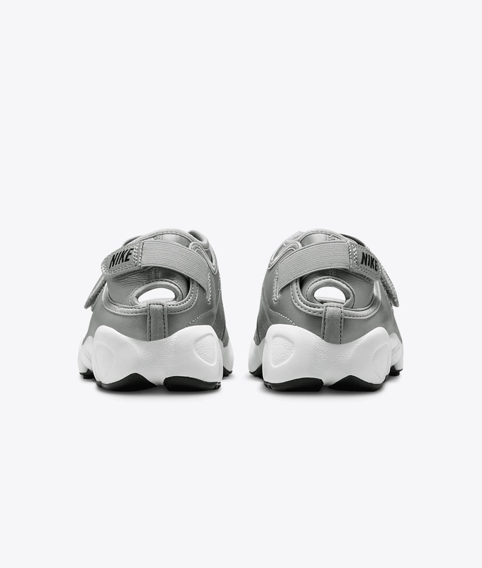 AIR RIFT