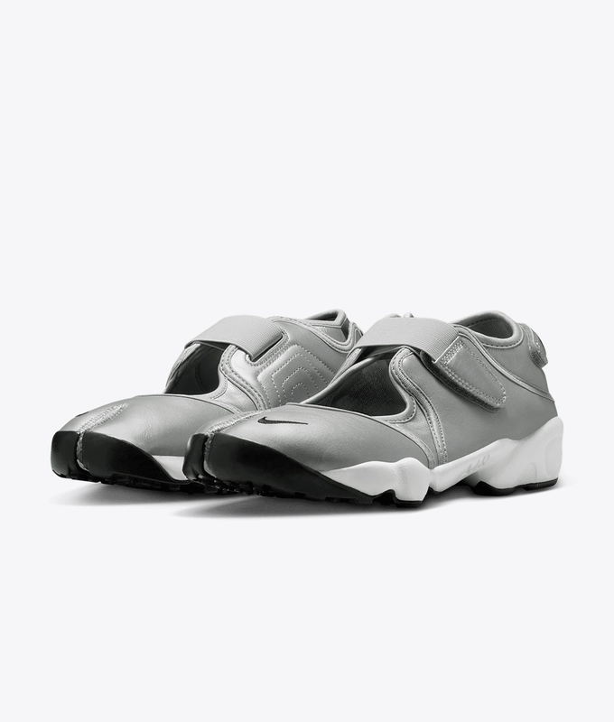 AIR RIFT