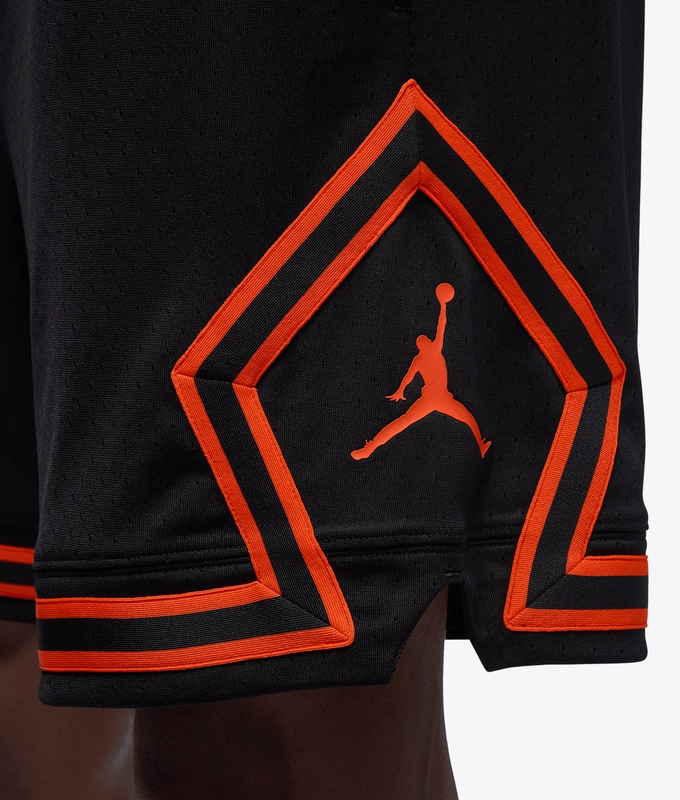 DRI-FIT SPORT DIAMOND SHORT