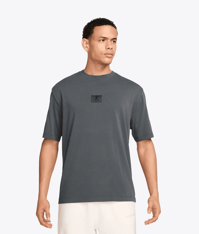 FLIGHT ESSENTIALS WASHED 85 SHORT SLEEVE CREW T-SHIRT