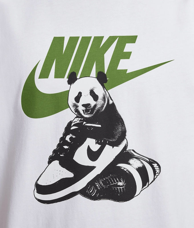 SPORTSWEAR GRAPHIC TEE