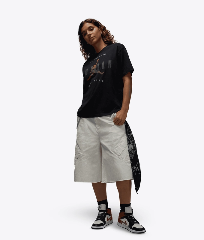 FLIGHT HBR GRAPHIC GIRLFRIEND T-SHIRT
