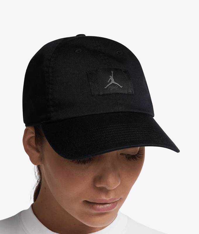 CLUB UNSTRUCTURED ADJUSTABLE CAP