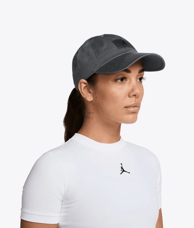 CLUB UNSTRUCTURED ADJUSTABLE CAP