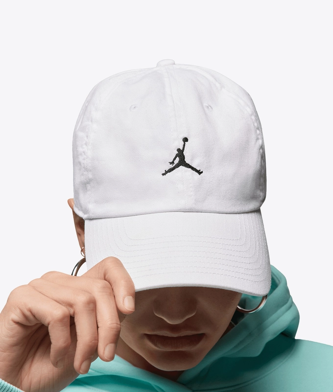CLUB UNSTRUCTURED CURVED BILL CAP