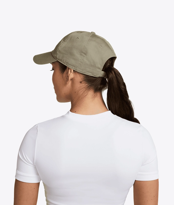 CLUB UNSTRUCTURED CURVED BILL CAP