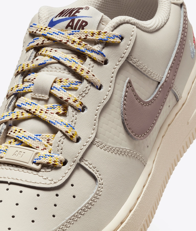 AIR FORCE 1 LV8