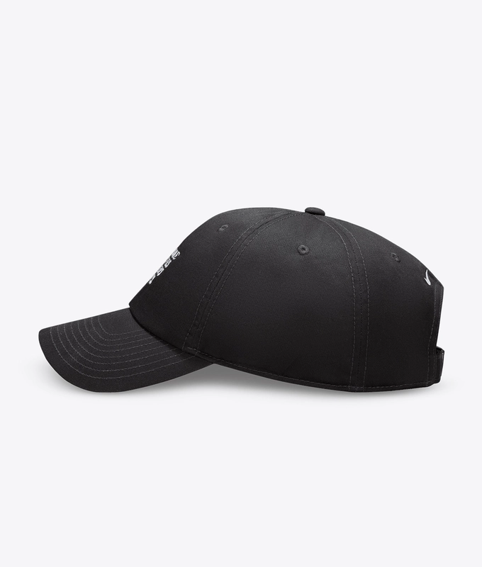 CLUB UNSTRUCTURED CURVED BILL CAP