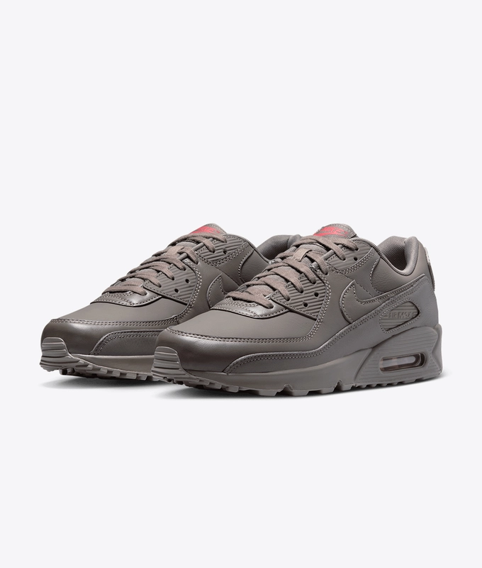 AIR MAX 90 ESSENTIALS