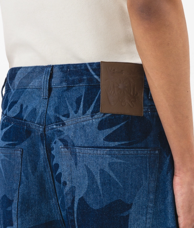 Barrel Leg Jeans