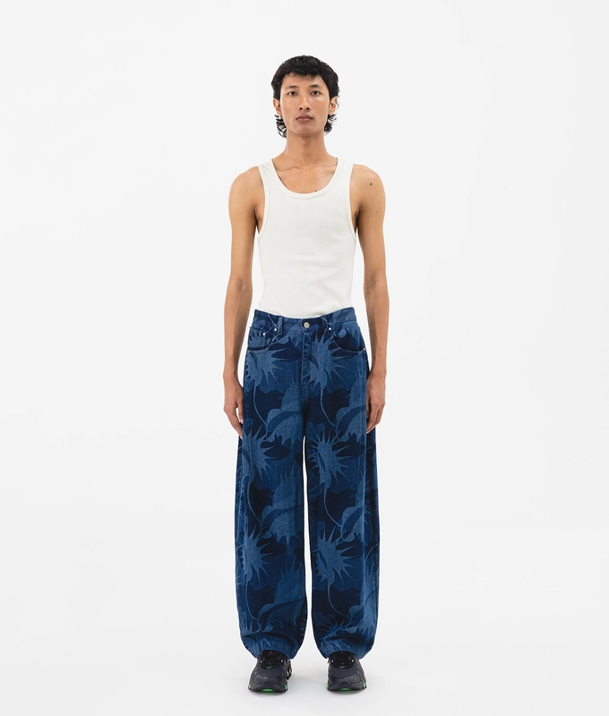 Barrel Leg Jeans